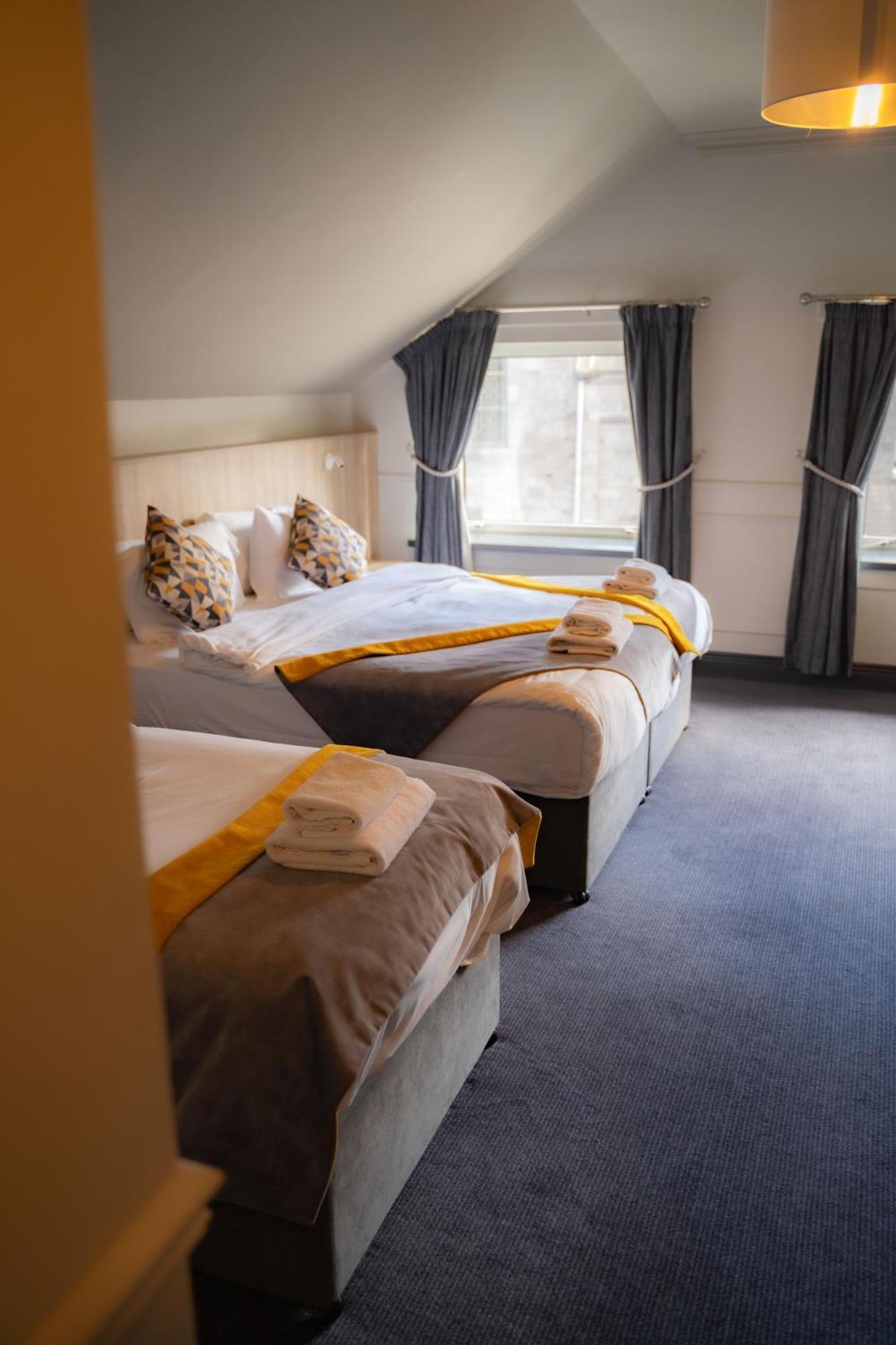 ホテル The Old Quarter Townhouse Limerick Junction エクステリア 写真