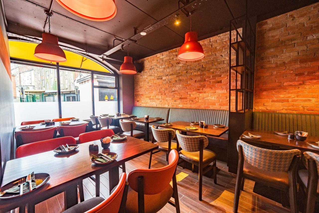ホテル The Old Quarter Townhouse Limerick Junction エクステリア 写真